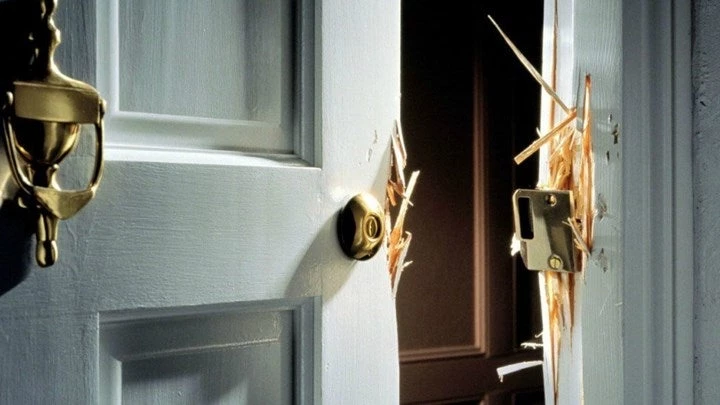 25 πρώην διαρρήκτες αποκαλύπτουν τι αφήνει το σπίτι σας εκτεθειμένο σε ληστείες